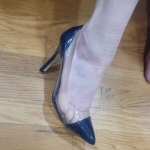 Pierre Dumas Glossy Navy Heels